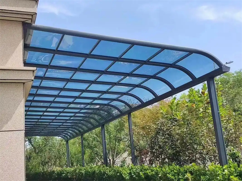 耐力板雨篷的材质有哪些优势？